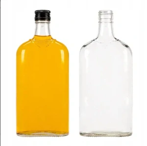 Personalizovaná sklenená fľaša "Ploskačka" s gravírovaním (500 ml)