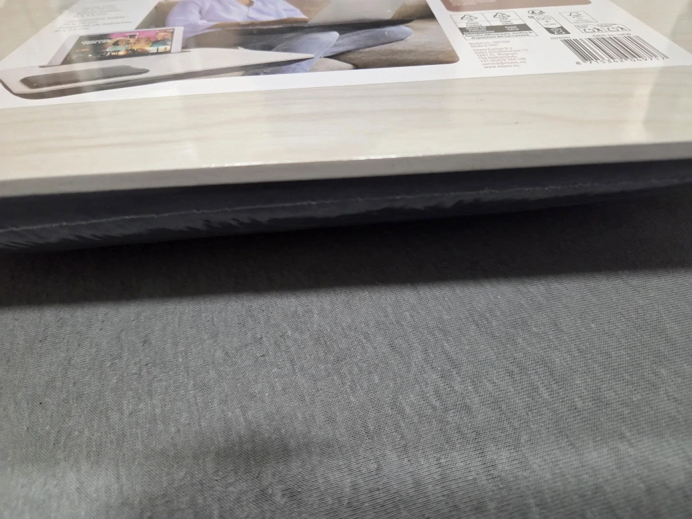 Elegantná podložka na notebook (tablet) s personalizovaným gravírovaním