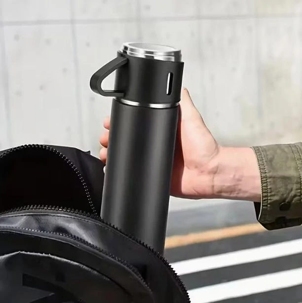 Personalizovaný termoset s koženým detailom
